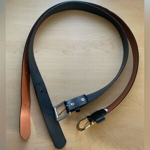Lot of 2 womens belts